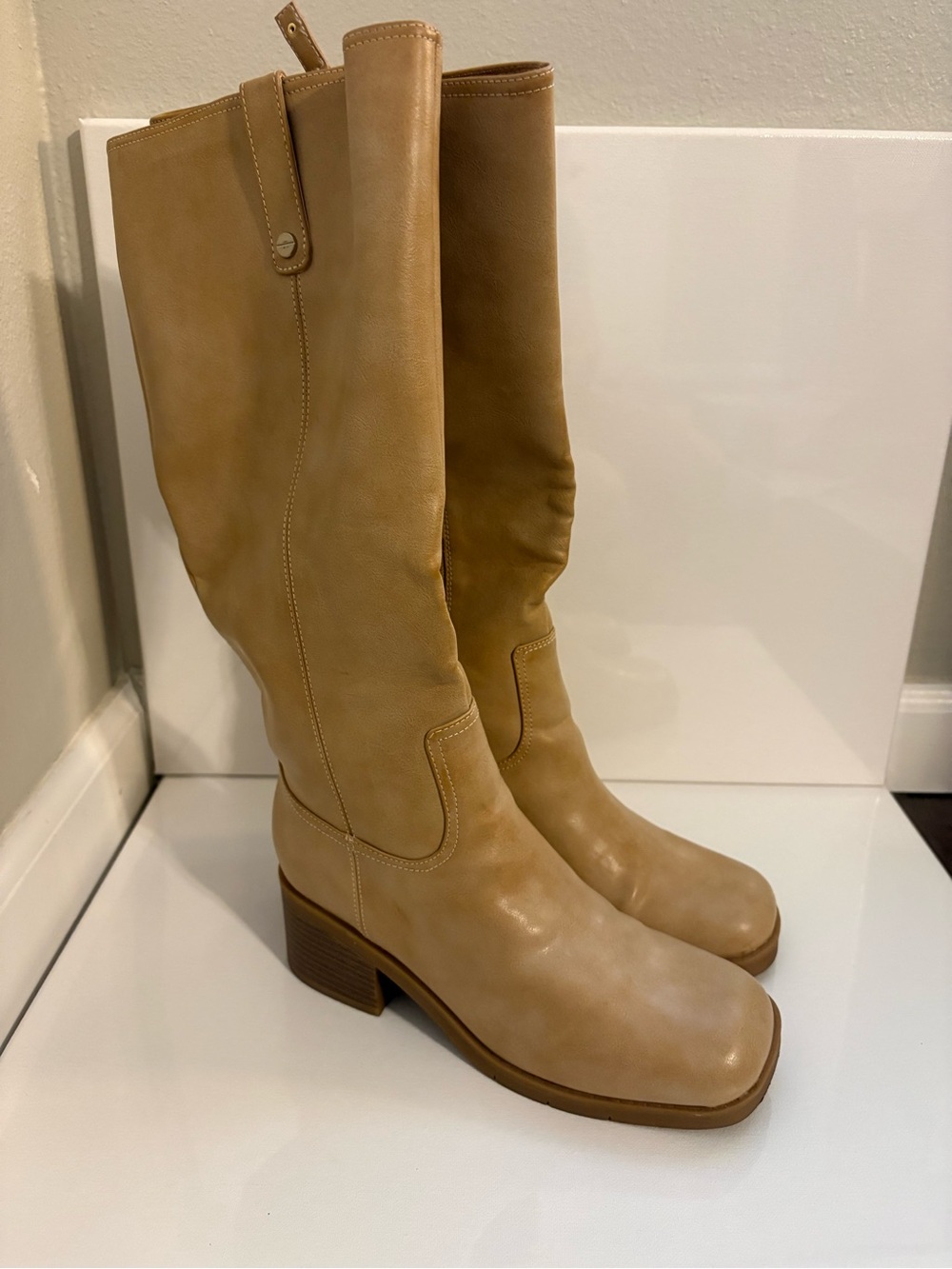 Women's Tan Knee-High Leather Boots - Classic Block Heel - Dr. Scholl’s